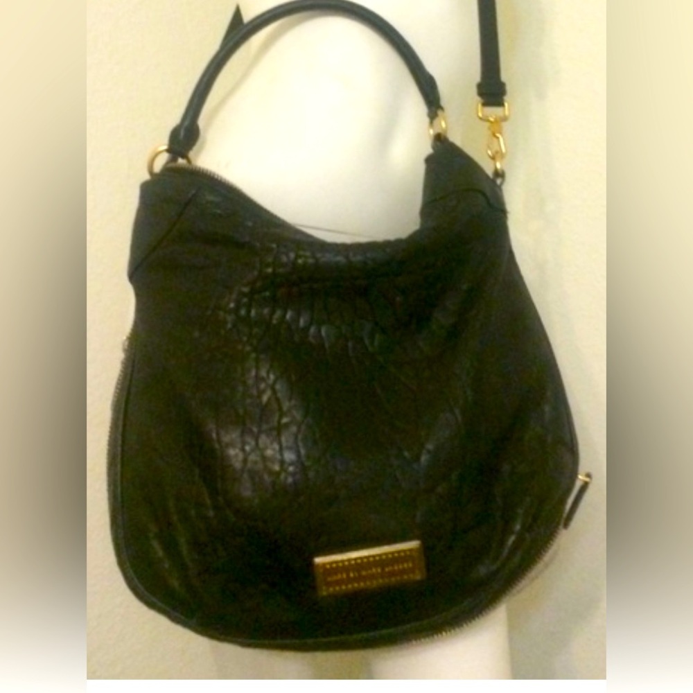Marc by Marc Jacobs too hot to handle hobo bag. Fixer upper. Need top zipper .